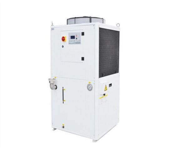 江蘇水冷機在工(gōng)業製冷領域的卓越成效 江蘇水冷機在工業製冷領域的卓越成效