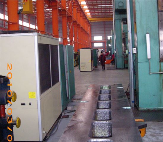 工業油冷機出現(xiàn)高壓報警的原因及解決方法 工(gōng)業油冷機出現高壓報警的原因(yīn)及解決方法